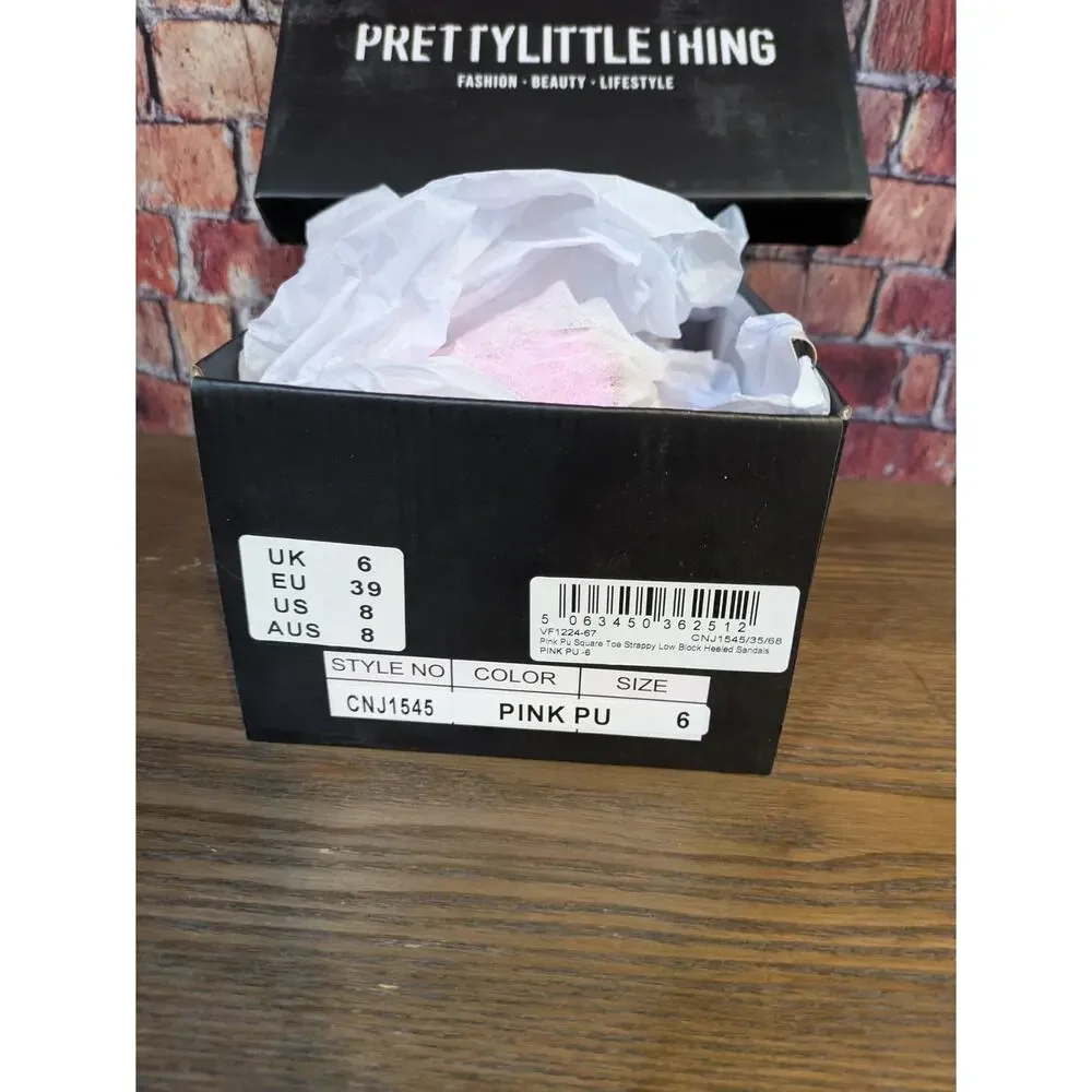 NWT Pretty Little Thing Pink Square Toe Strappy  Block Heeled Sandals Size 6
